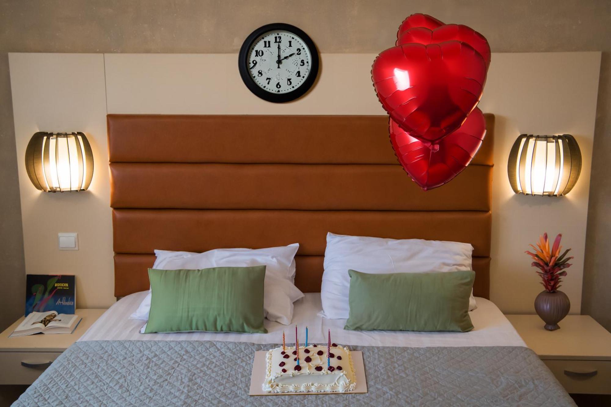 MBI Travel Inn Craiova Esterno foto
